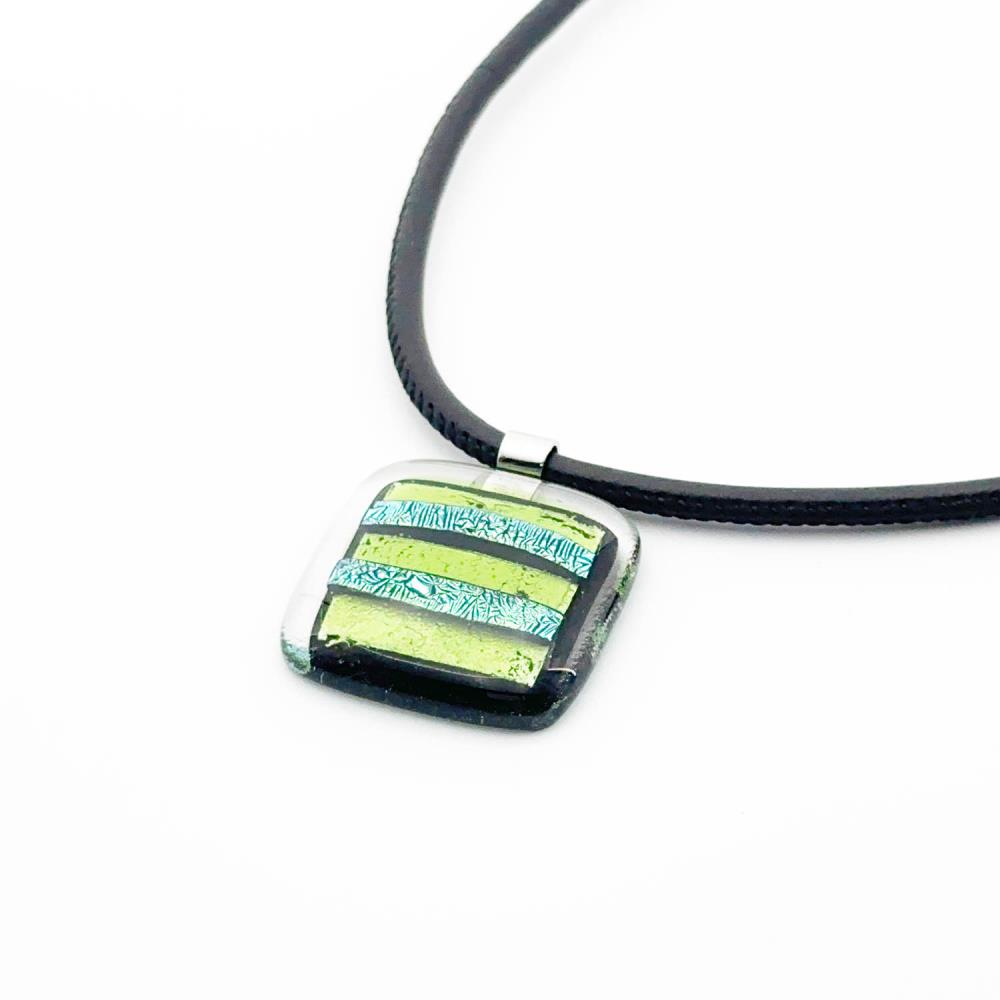 Emerald Kette+Anhänger Glasschmuck Leder eckig