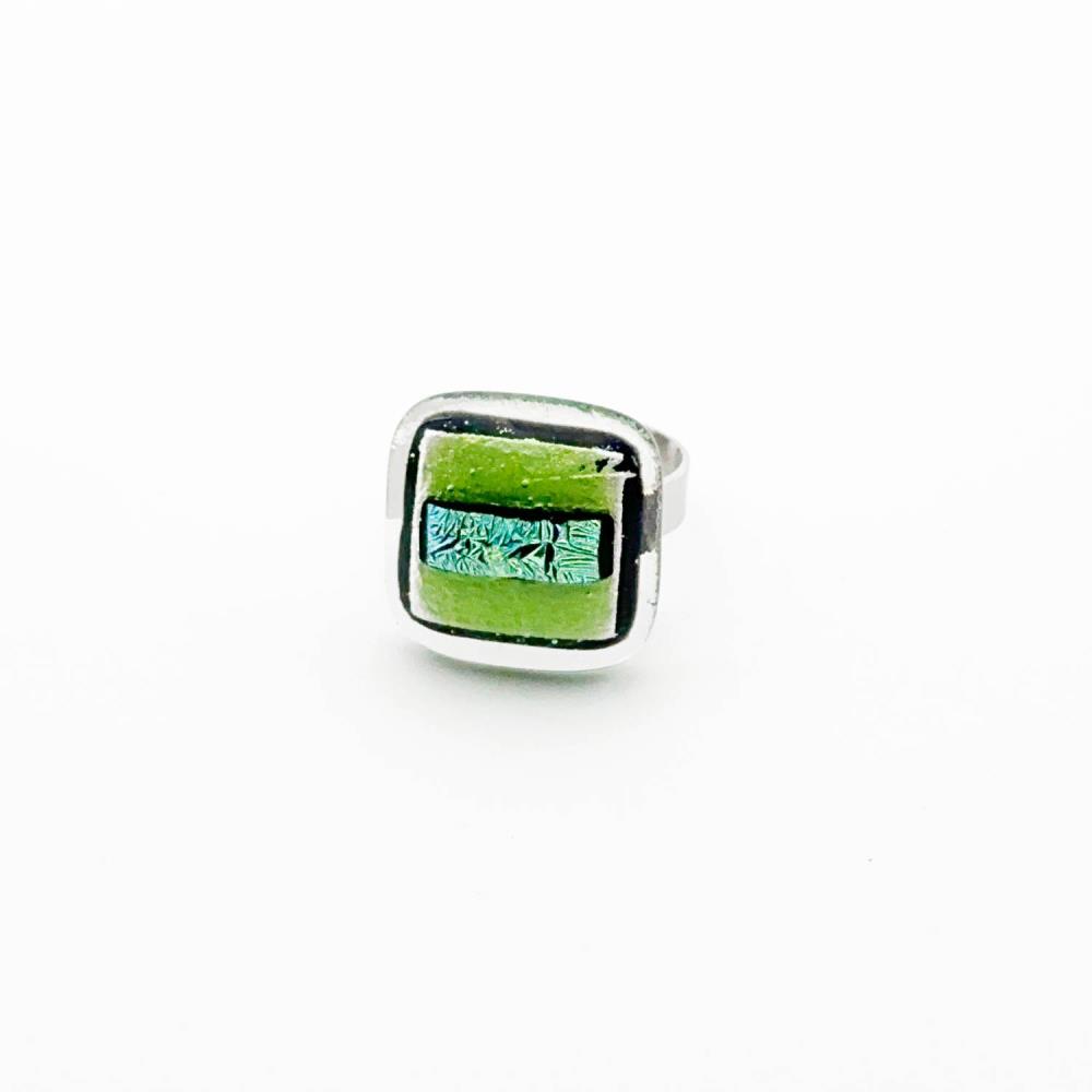 Emerald Ring Glasschmuck eckig [grün]