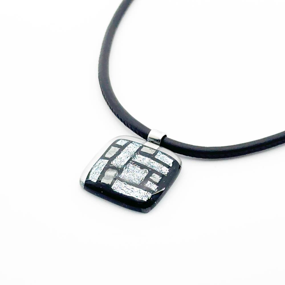 Ivory Kette+Anhänger Glasschmuck Leder eckig